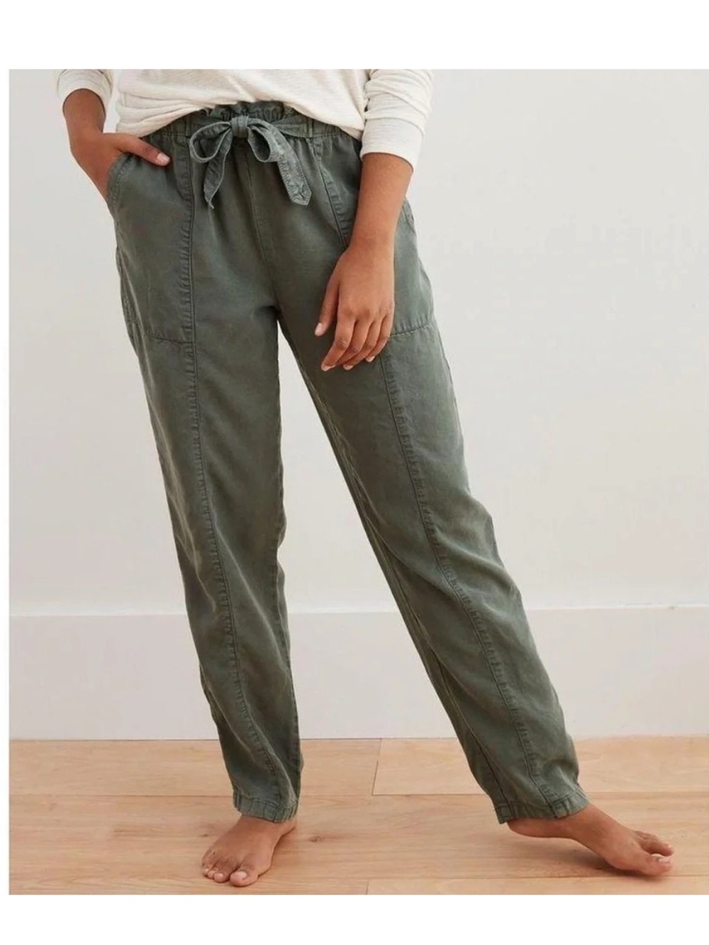 Aerie Pants - army green pull on elastic waist w/tie straight leg